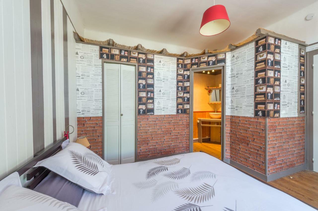 L'Escale Marine - Couette Et Cafe Bed & Breakfast La Rochelle  Exterior photo