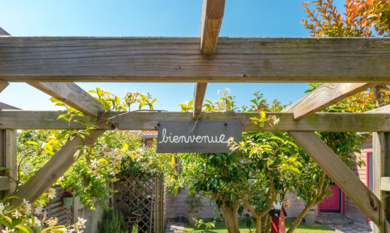 L'Escale Marine - Couette Et Cafe Bed & Breakfast La Rochelle  Exterior photo