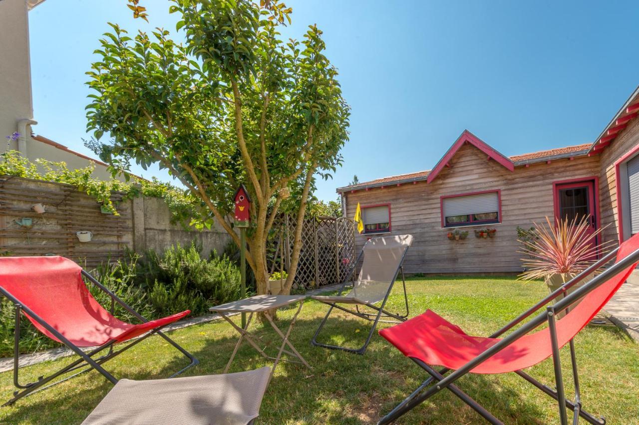 L'Escale Marine - Couette Et Cafe Bed & Breakfast La Rochelle  Exterior photo
